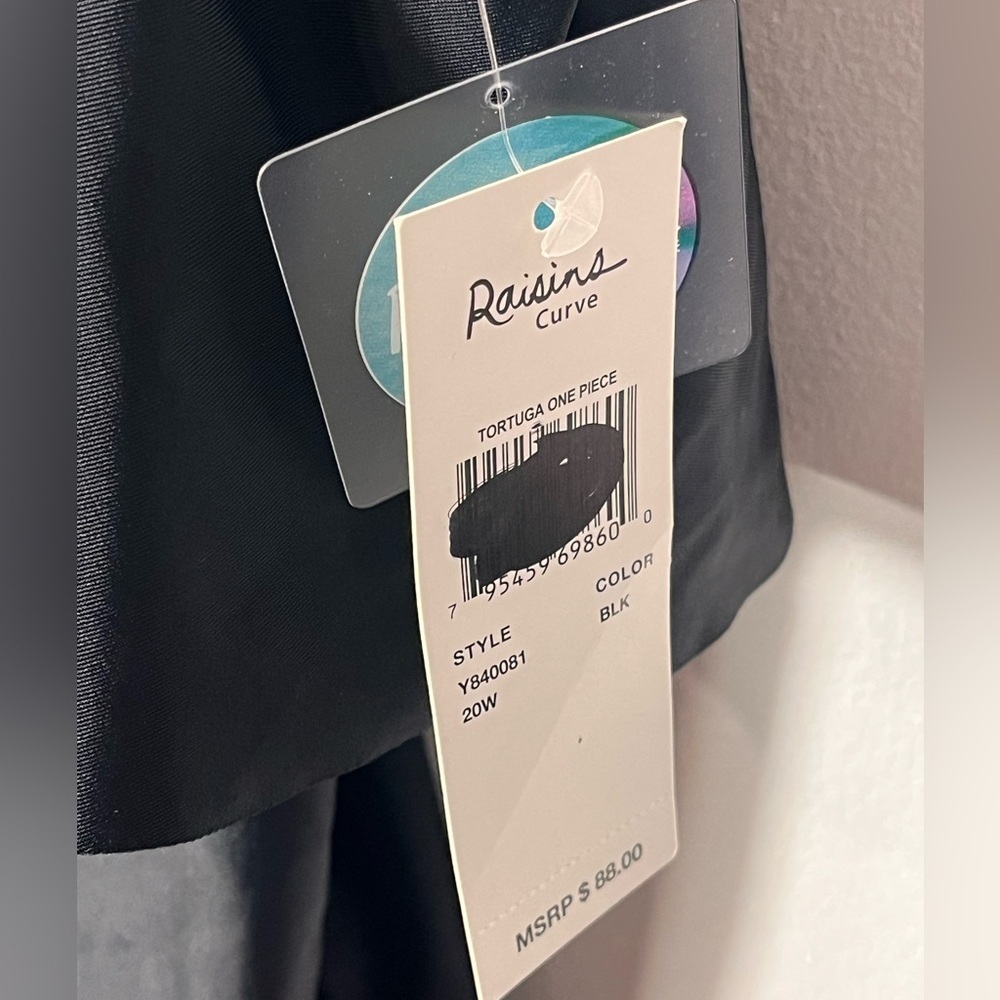 Raisins Curve Tortuga One Piece Black Swimsuit 20W - Picture 3 of 13